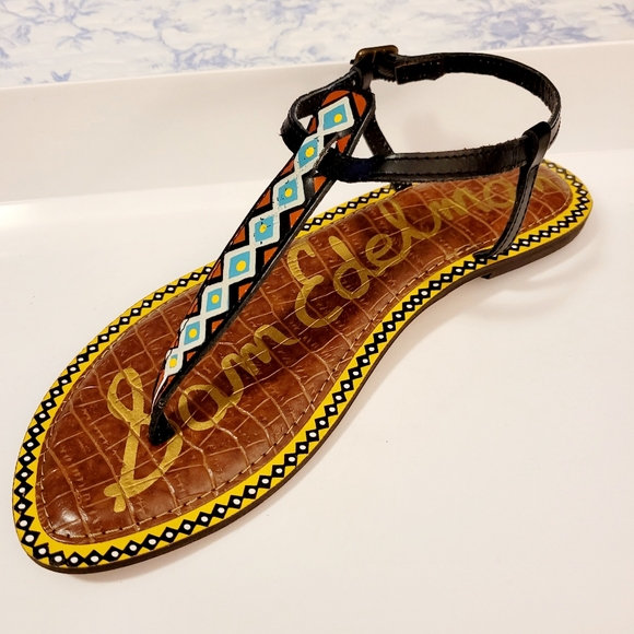 Sam Edelman Gigi t-strap boho sandal painted Aztec tribal print black leather - Picture 2 of 11
